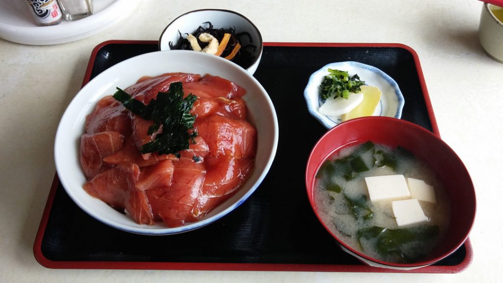 中トロ漬丼